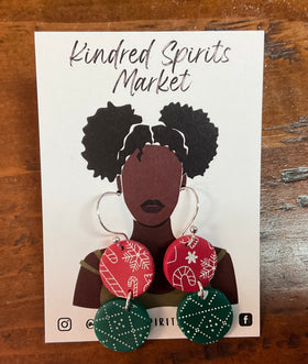 Kindred Spirits Market Earrings Style 1204- Christmas Circles