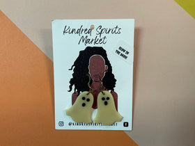 Kindred Spirits Market Earrings Style 876 - glow in the dark ghost