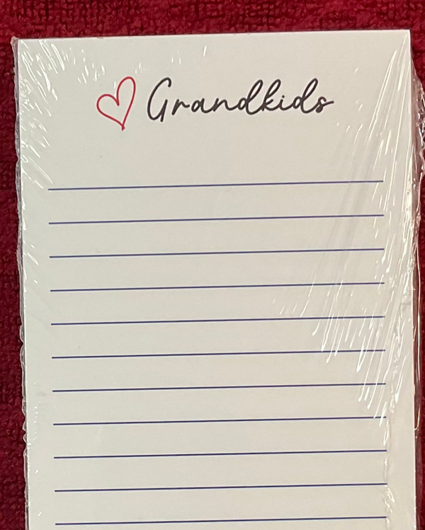 ❤️ Grandkids magnetic notepad