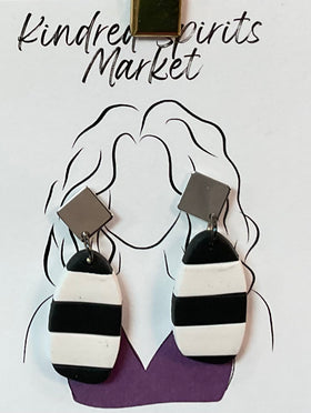 Kindred Spirits Market Earrings Style 1056 - Black and White Stripes