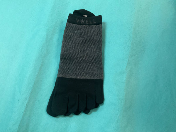 Toe socks - black/gray tab no-show - Jilly's Socks 'n Such