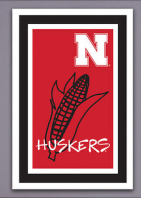 Husker garden flag- ‘N’ with ear of corn