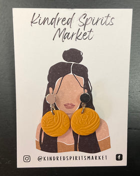 Kindred Spirits Market Earrings Style 542