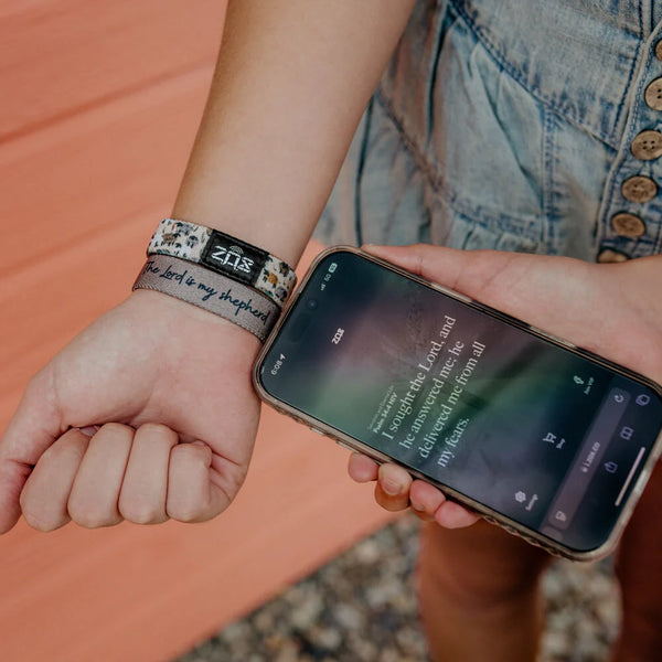 Interactive Bracelets by Zox “You Carried Me”
