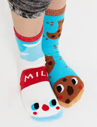 Pals Mismatched Kid’s Grip Socks - Milk & Cookies