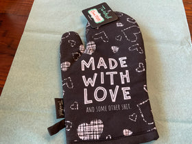Made with love and some other shit oven mitt