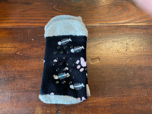Women’s Pink Cat Fuzzy Gripper Socks - Jilly's Socks 'n Such