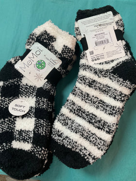 Women’s Me Moi Black & White Fuzzy Socks, 3- pack