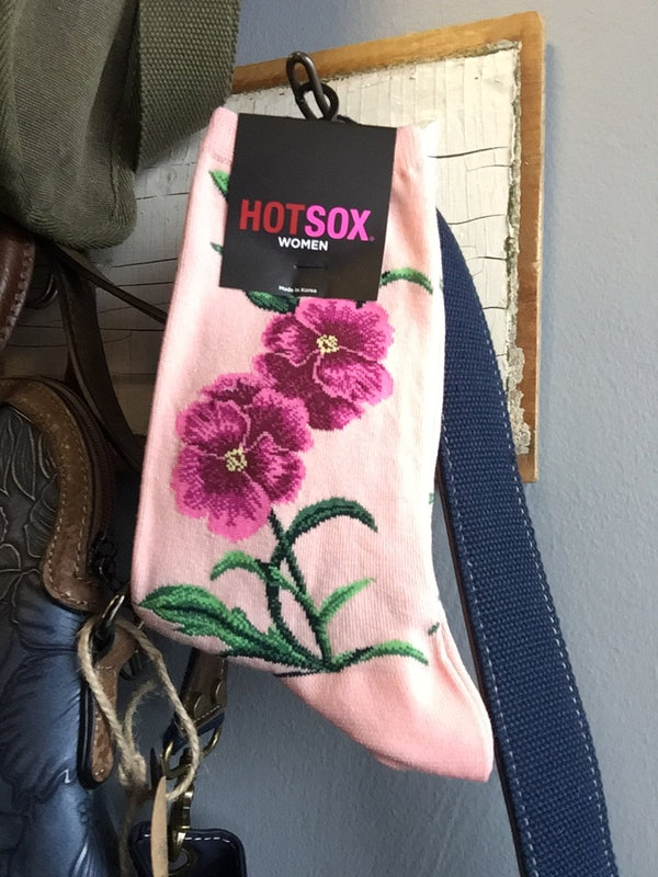 Women’s Pink Pansies Blush Socks - Jilly's Socks 'n Such
